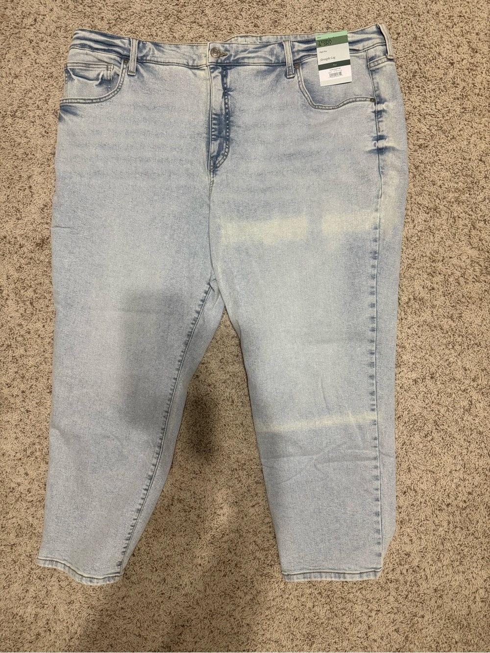 Light Wash Straight-Leg Women’s Jeans